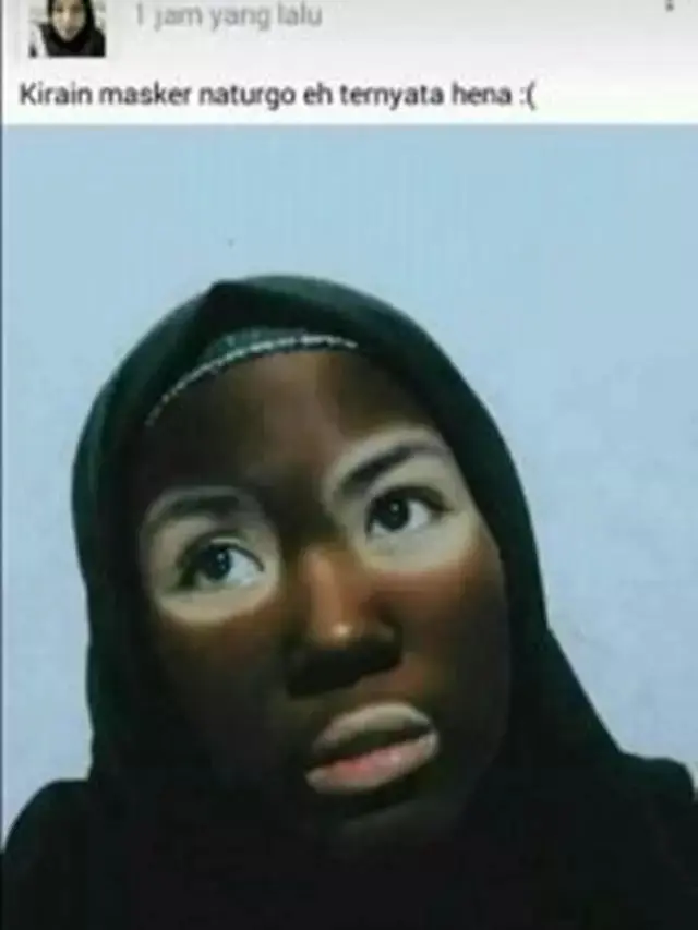 Aksi Kocak Saat Pakai Masker Bikin Gagal Paham