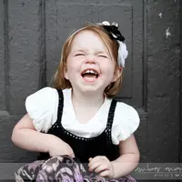 Simak potret senyum menggemaskan anak-anak di seluruh dunia.