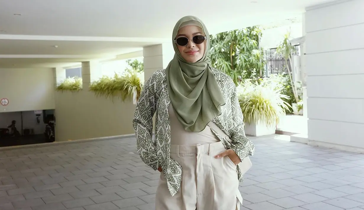 Penampilan terbaru Aurel Hermansyah menuai pujian dari penggemar.   [@aurelie.hermansyah].