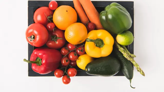 Cek Daftar Makanan dan Minuman yang Sebaiknya Dihindari Ibu Hamil