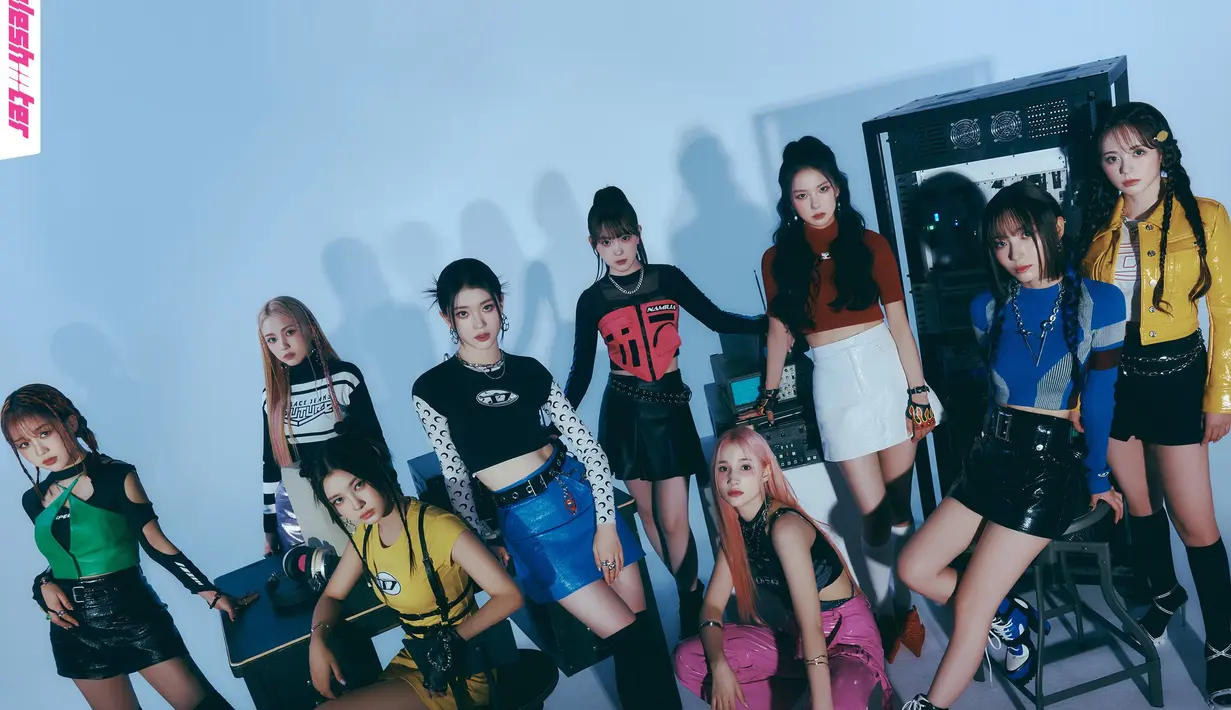 Kep1er. (WakeOne - Swing Entertainment via Soompi)