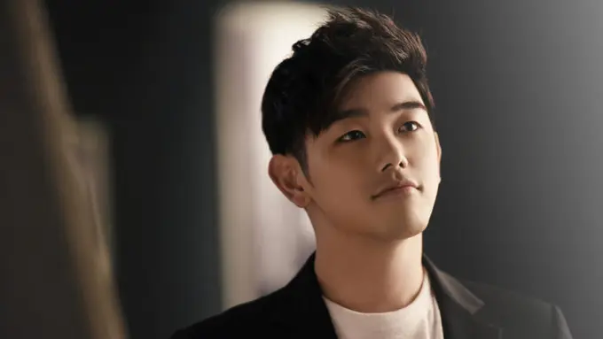 [Bintang] 8 Idol K-Pop yang Menguasai Lebih dari Dua Bahasa Asing