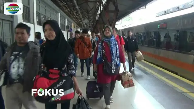 Rata-rata pemudik yang mulai kembali ke Jakarta karena alasan aktivitas kerja sudah dimulai.