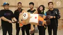Band NEV+ berpose usai peluncuran album Asian Games 2018 di Stadion Akuatik, Jakarta, Jumat (13/7). Album Asian Games 2018 terdiri dari 13 judul lagu. (Liputan6.com/Herman Zakharia)
