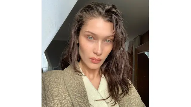 Bella Hadid Disebut Wanita Tercantik di Dunia, Ini 6 Pesonanya Tanpa Makeup