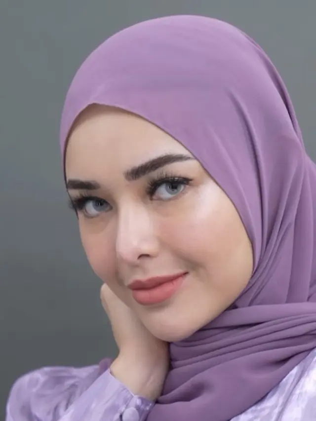 Amanda Manopo Dibalut Hijab