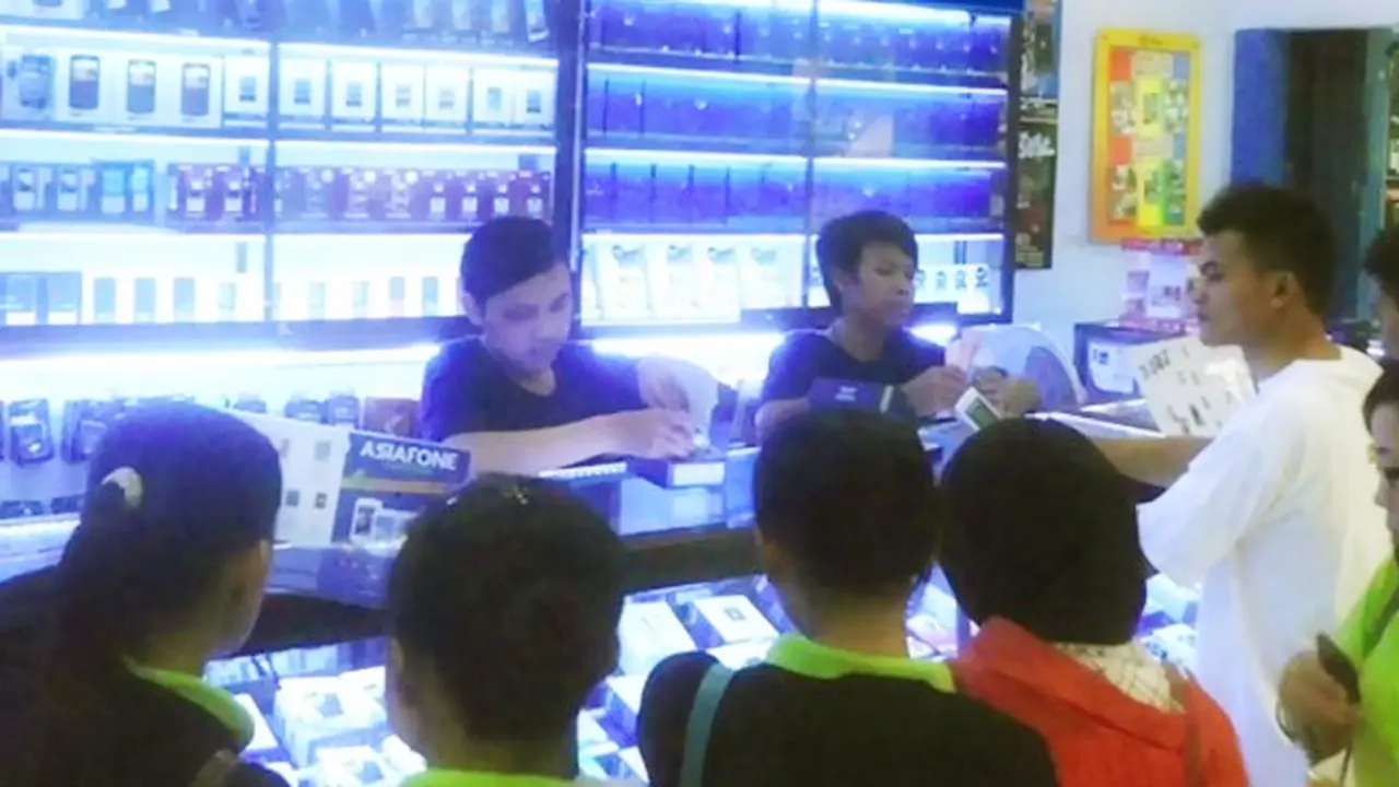 Jajakan Smartphone Murah, Penjualan Asiafone Naik 3x Lipat
