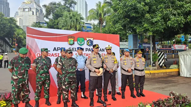 Wakapolda Metro Jaya, Brigjen Suyudi Ario Seto membeberkan penyebab utama kecelakaan lalu lintas. Menurutnya, kecelakaan kerap terjadi lantaran pelanggaran lalu lintas.
