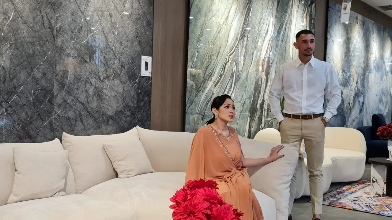 Jessica Iskandar dan Vincent Verhaag