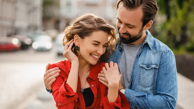 Ilustrasi pasangan cinta, romantis, bahagia