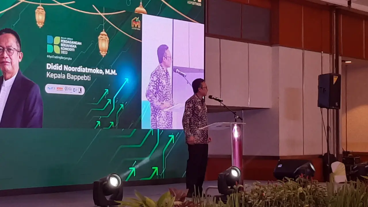 Kepala Badan Pengawas Perdagangan Berjangka Komoditi (Bappebti), Didid Noordiatmoko resmi menutup acara Bulan Literasi Perdagangan Berjangka Komoditi (PBK), Selasa (4/4/2023).