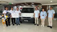 Dukung Pendidikan dan Kewirausahaan, Daihatsu Donasikan Gran Max Pick Up di Sumba Timur