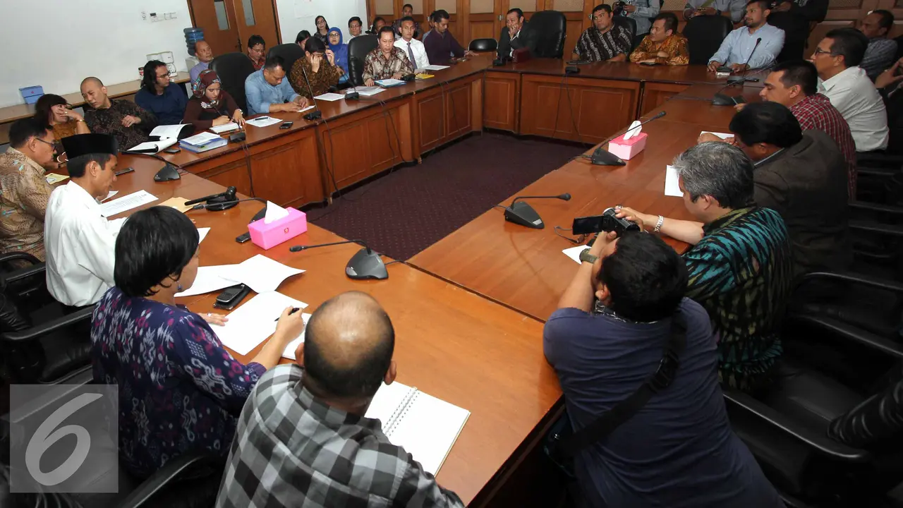 20150724- Asosiasi Advokat Indonesia datangi Komnas HAM-Jakarta
