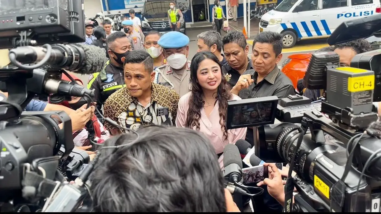 Dewi Perssik. (Foto: Dok. Instagram @dewiperssik9)