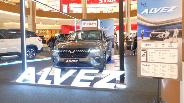 Wuling Alvez di Sumarecon Mall Bekasi