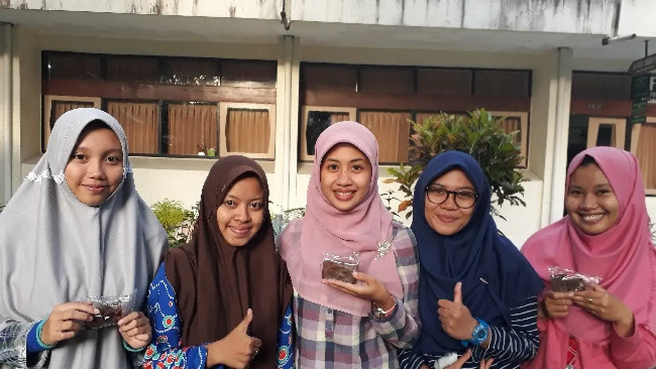 Makanan Jangkrik Jadi Bahan Pembuat Brownies, Bagaimana Rasanya? 