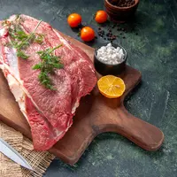 Perhatikan cara berikut untuk mengetahui daging yang bagus dan segar&nbsp;(Credit: Freepik/mdjaff)