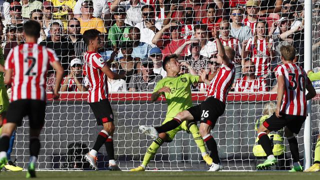 Brentford Menggila, Manchester United Kalah Telak 4-0