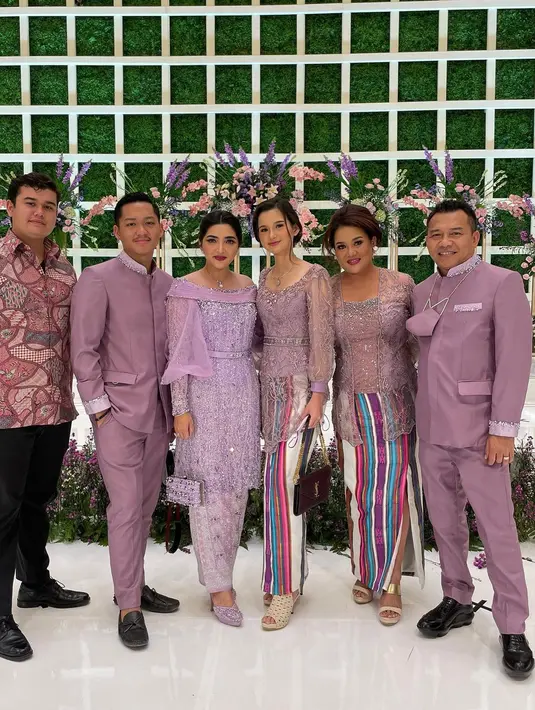 Azriel Hermansyah dan Sarah Menzel (Instagram/ssarah_menzel)