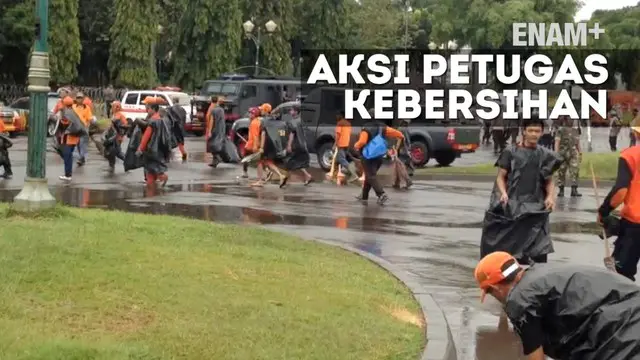 ENAM PLUS: Aksi Petugas Kebersihan Usai Aksi Damai 212