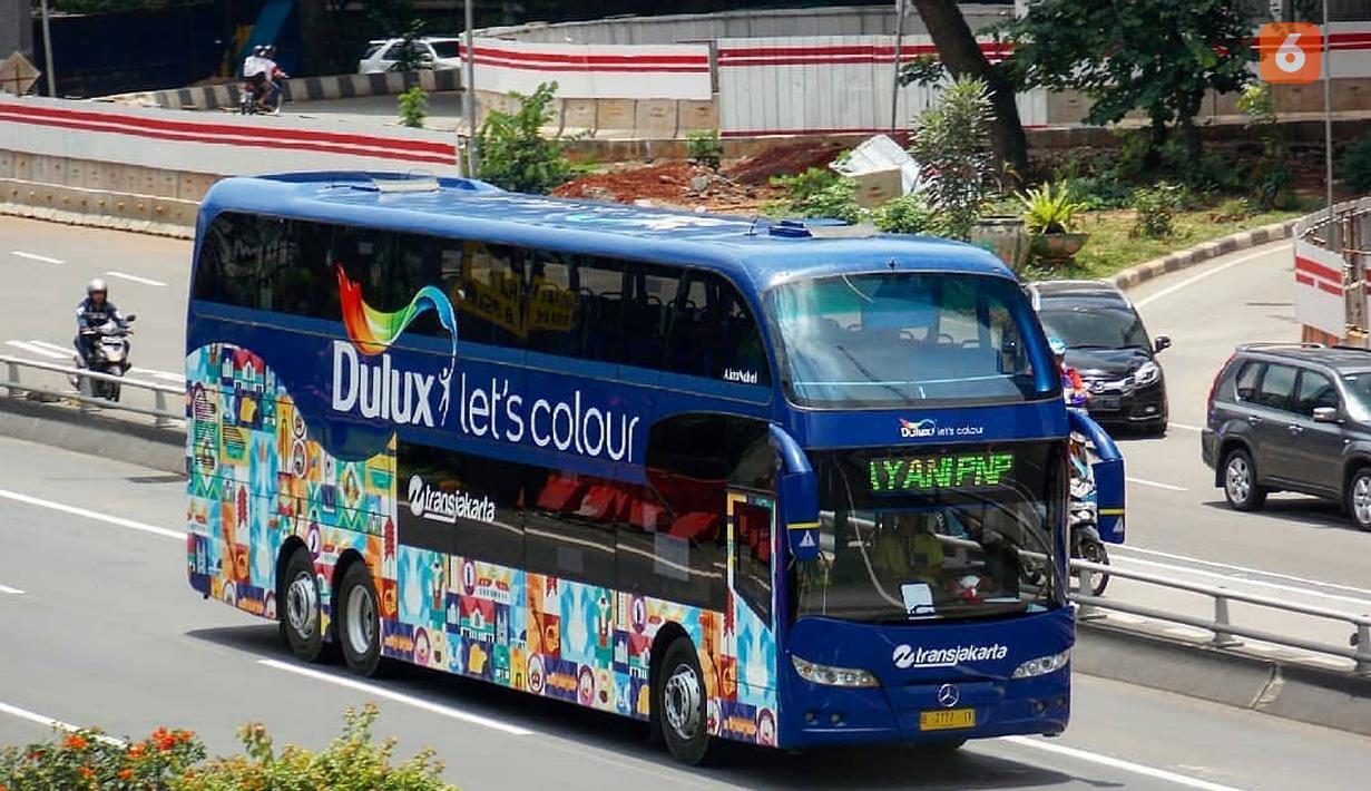 Nusantara Gemilang Maximiracle DD yang dijadikan armada Transjakarta Wisata. (Source: Instagram/@made_bintoro)