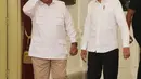 Presiden Joko Widodo saat menerima Ketua Umum Partai Gerindra Prabowo Subianto di Istana Merdeka, Jakarta, Jumat (11/10/2019). Dalam pertemuan tersebut mereka membahas permasalahan bangsa dan koalisi. (Liputan6.com/Angga Yuniar)