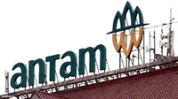 Harga Emas Turun, Laba Antam Terkikis 86%