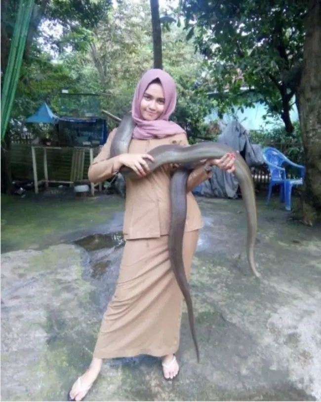 Oza Moza, PNS Karawang yang disebut mirip Maria Ozawa alias Miyabi. (Instagram - @mozakitty95)