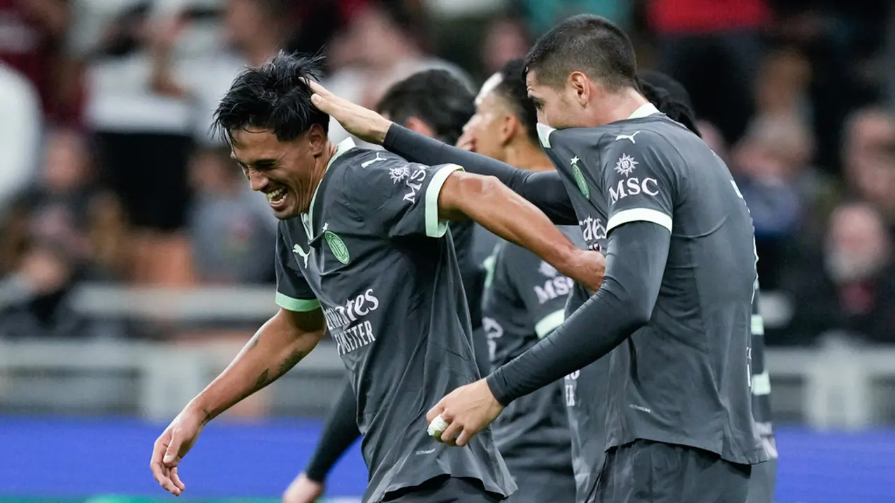 Foto: Permainan Efektif Tijjani Reijnders Bawa AC Milan Meraih Kemenangan Perdana di Liga Champions Musim Ini