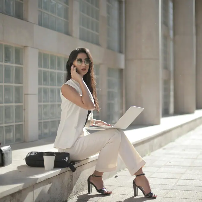 karir mandiri single bahagia kaya raya profesional