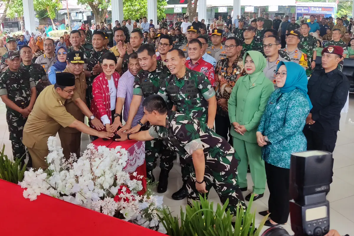 Peluncuran kegiatan bersih pantai di Sulsel (Liputan6.com/Fauzan)