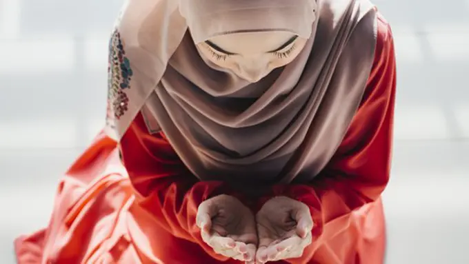 Selalu libatkan Dia./Copyright shutterstock.com