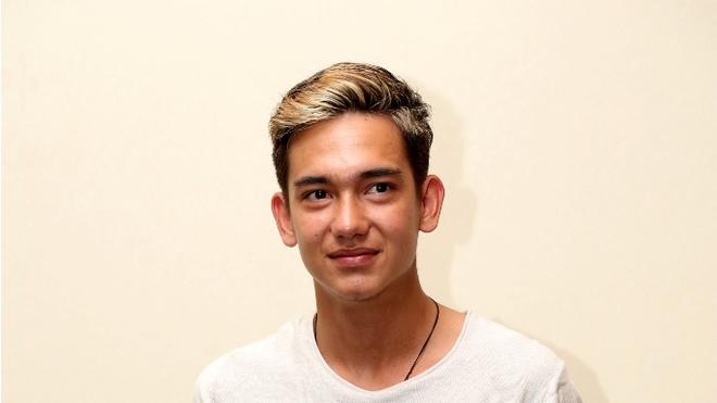 Puasa, Adipati Dolken Banyak 'Nganggur' - Celeb Bintang.com