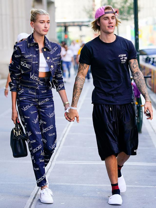 Gaya Romantis Justin Bieber Bersama Hailey Baldwin Dan Para