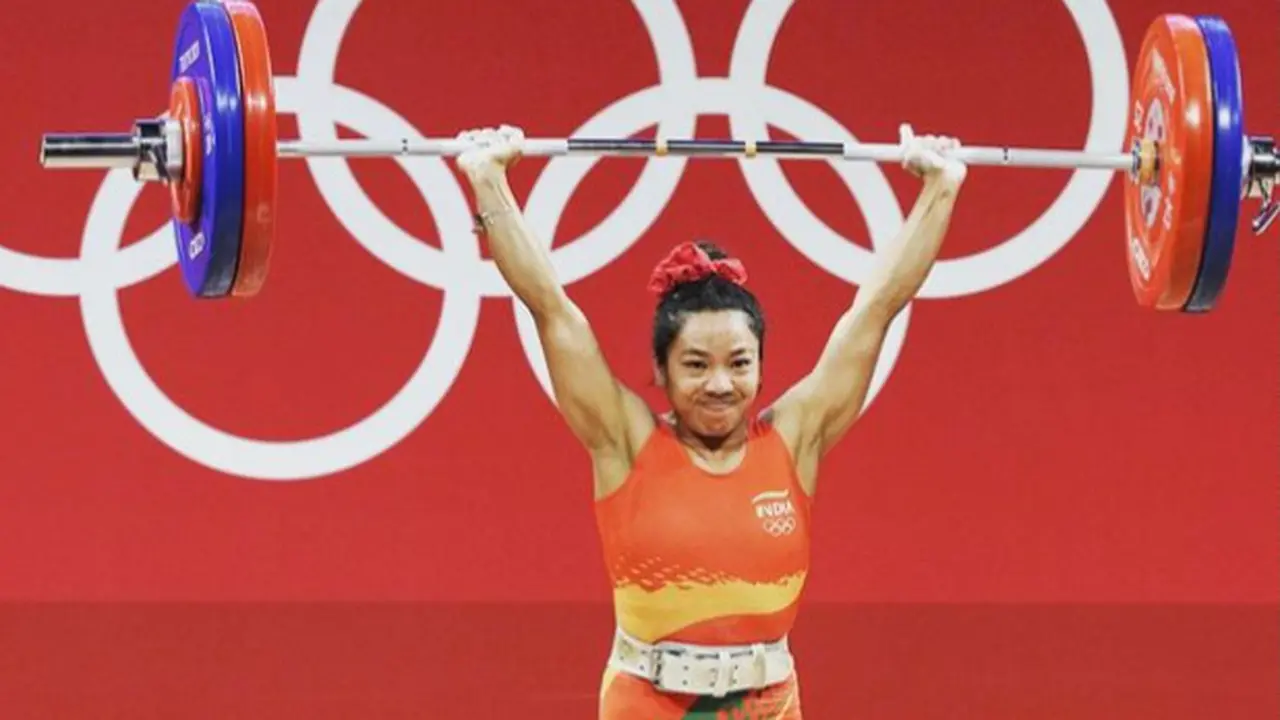 Raih Medali Perak di Olimpiade Tokyo 2020, Lifter India Dapat Bonus Pizza dan Tiket Bioskop Seumur Hidup