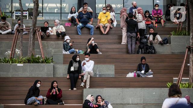 FOTO: Pemerintah Umumkan Pelonggaran Pemakaian Masker di Luar Ruangan