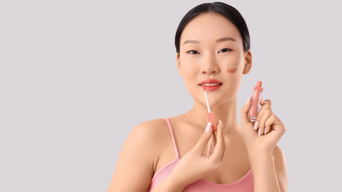 Tren Soft Ombre Lips Kian Digemari, Ini Kombinasi MAJIKA untuk Tampilan Natural