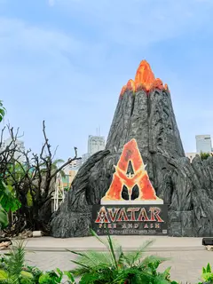 Instalasi interaktif untuk menyambut perilisan film Avatar Fire and Ash. (foto: Disney Indonesia.dok)