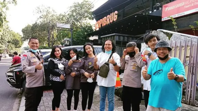 6 Potret Rivaldi, YouTuber yang Dikabarkan Dekat dengan Mayang Adik Vanessa Angel