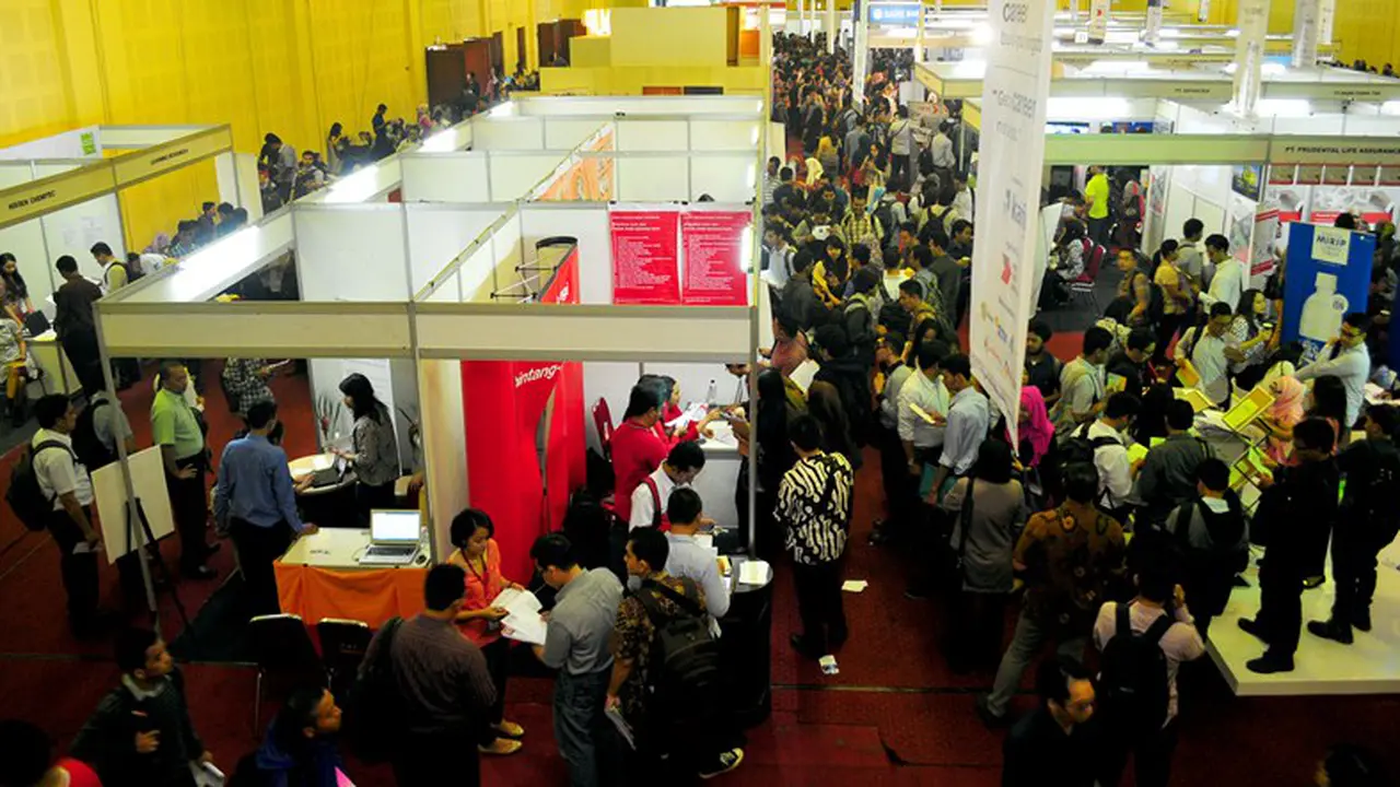 Ribuan pencari kerja memadati acara Karir.com Expo 2015 yang berlangsung pada 27-28 Mei 2015 di Balai Kartini, Jakarta