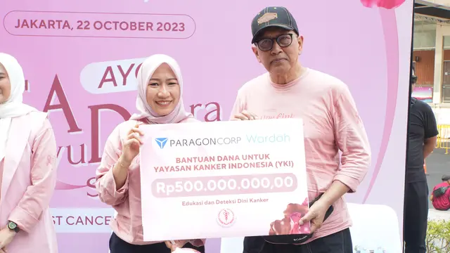 2023 - Dr. Sari Chairunnisa, Sp. KK, FINSDV (VP Research & Development ParagonCorp) dan Prof. Dr. dr. Aru Sudoyo, Sp.PD-KHOM, FINASIM, FACP (Ketua Umum Yayasan Kanker Indonesia)