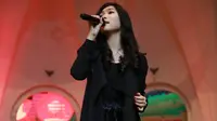 Meski Cantik, Isyana Sarasvati Ternyata Seringkali Selip Lidah