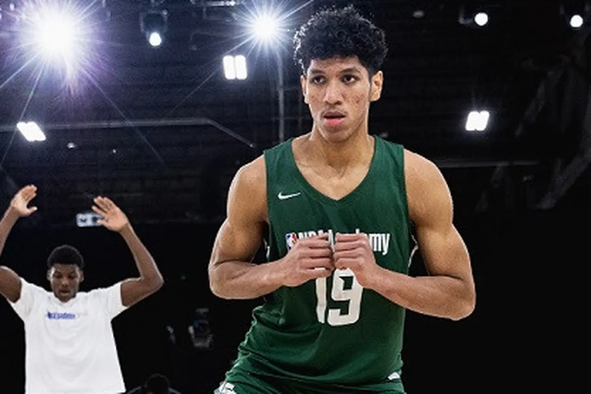Pebasket Indonesia Derrick Michael Meretas Mimpi Menembus NBA