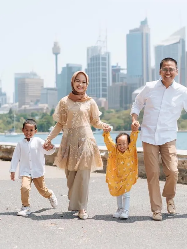 Dokter Yassin Bintang dan keluarganya