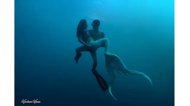 6 Momen Pemotretan Prewedding Boy William dan Kekasih, Pilih Tema Mermaid