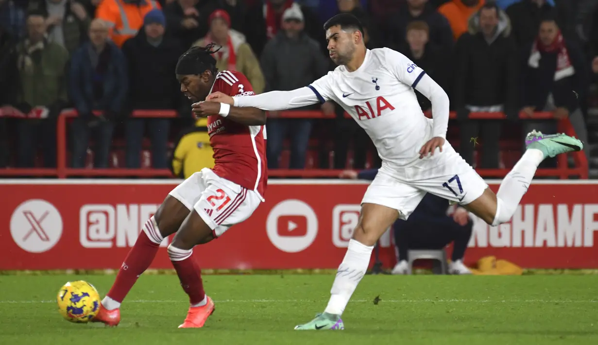 Dengan hasil ini, Tottenham menempel Manchester City di posisi empat klasemen Liga Inggris dengan 33 poin dan hanya kalah selisih gol. (AP Photo/Rui Vieira)