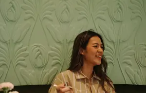 Raisa Unggah Foto Berdua, Sosok Pria Misterius Curi Perhatian