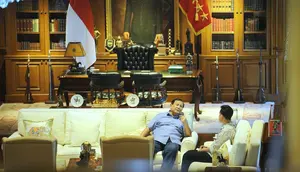 Presiden dan Wakil Presiden terpilih Prabowo Subianto dan Gibran Rakabuming Raka menghabiskan hari Sabtu bersama sembari berbincang meminim kopi khas Hambalang di Bogor, Jawa Barat, Sabtu (8/6/2024) (Tim Media Gerindra)