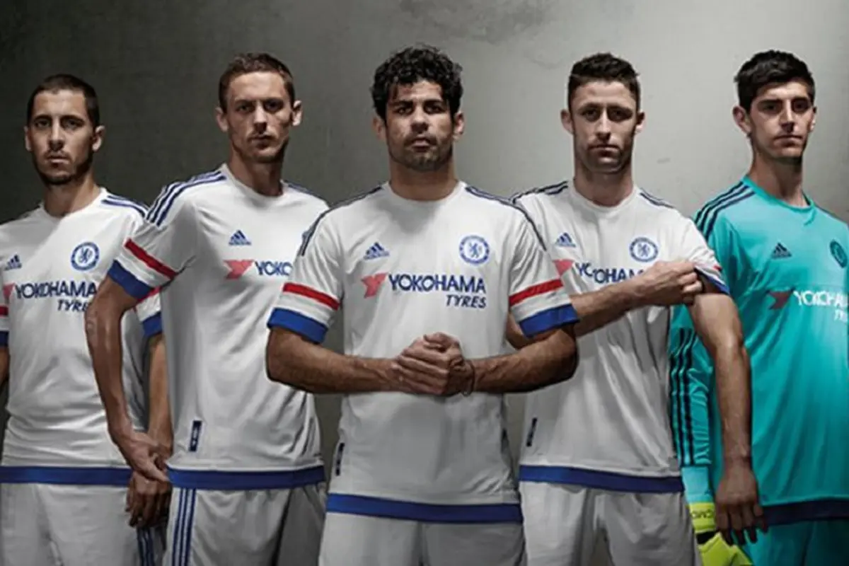 Jersey tandang Chelsea 2015-2016