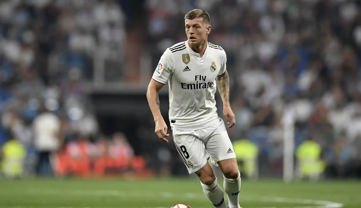 Mahar 25 juta euro menjadi harga yang pantas untuk kualitas Kross. Terbukti banyak gelar yang sudah Kross persembahkan untuk Real Madrid sejak kedatangannya. (AFP/Gabriel Bouys)